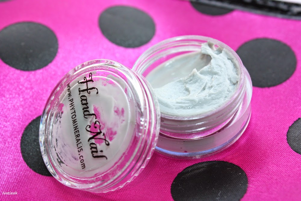 Hand nail de Secret Mask