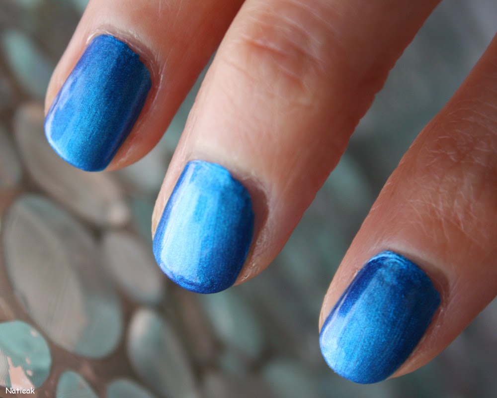 vernis à ongles Kiko 434 Psychedelic blue