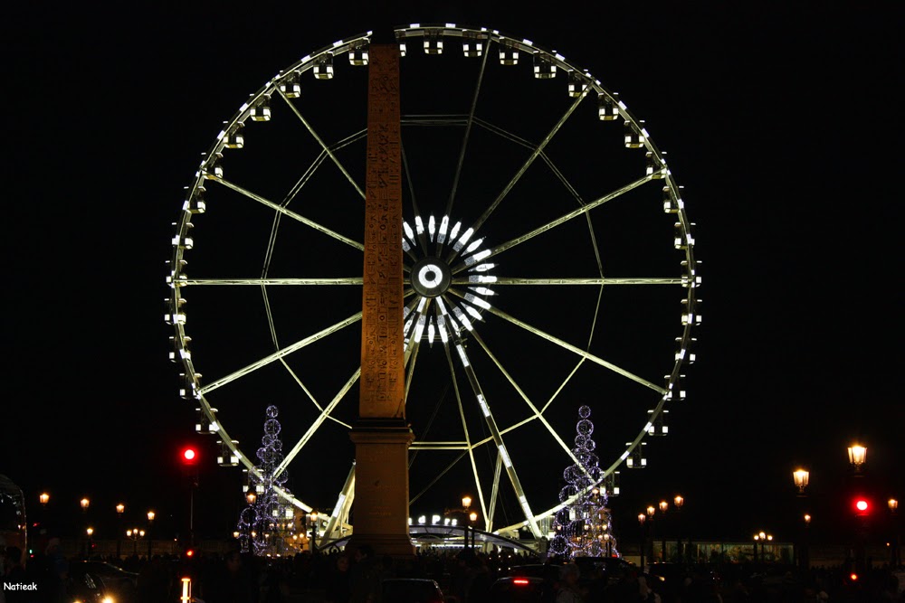 vue de nuit Champs-Elysées