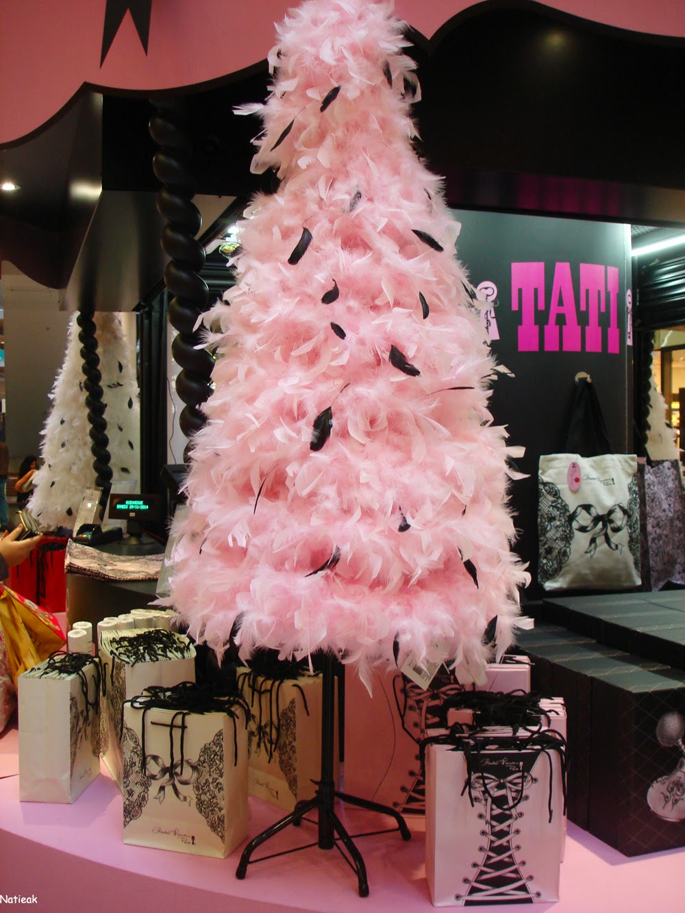 Pop up Garde Saint Lazare Collection Chantal Thomass pour Tati