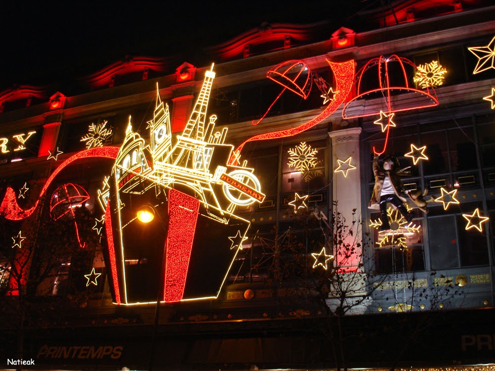 Burberry Illumination de Noël 2014 Au Printemps