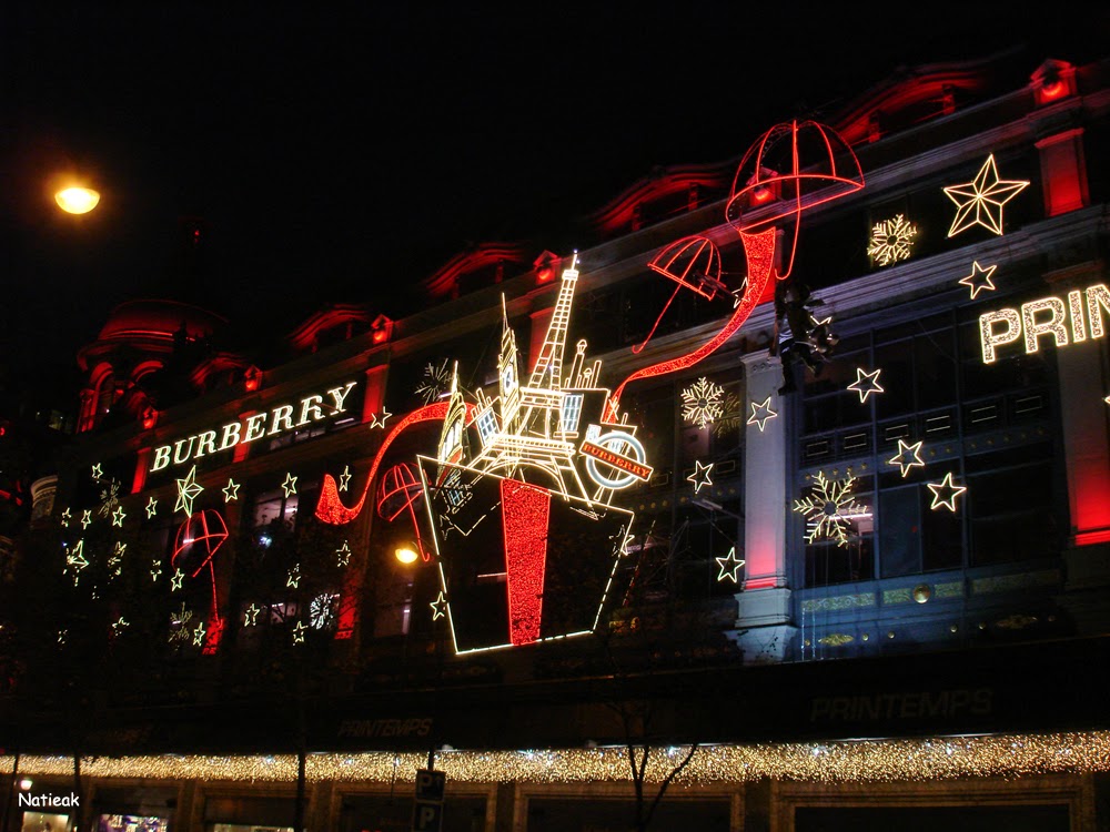 Burberry Noël 2014 Illumination de Noël 2014 Au Printemps