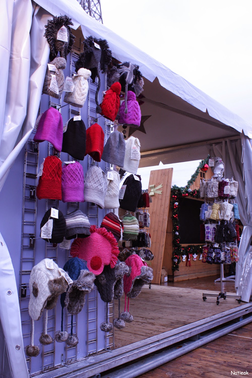 tricot népalais Le marché du Trocadero