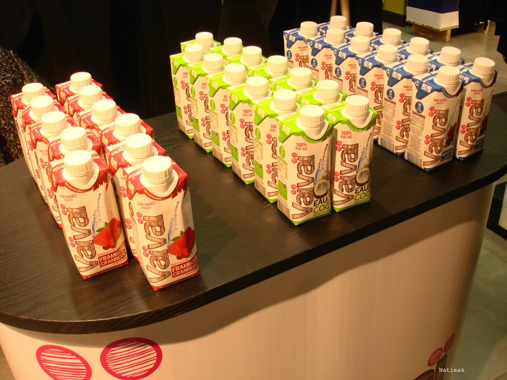 vaïvaï eau de coco, framboise cranberry et myrtille baies acerola