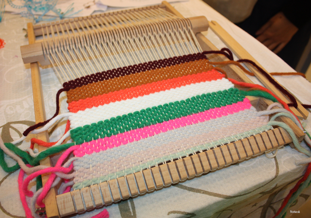 tissage collectif avec Perles & Co