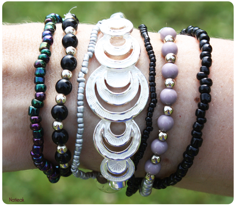 bracelet demi lune et perles de Félicia box