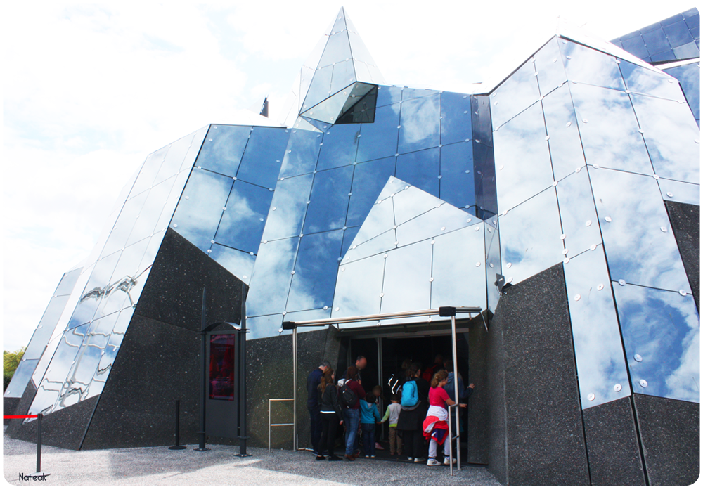 Futuroscope Attractions et spectacles