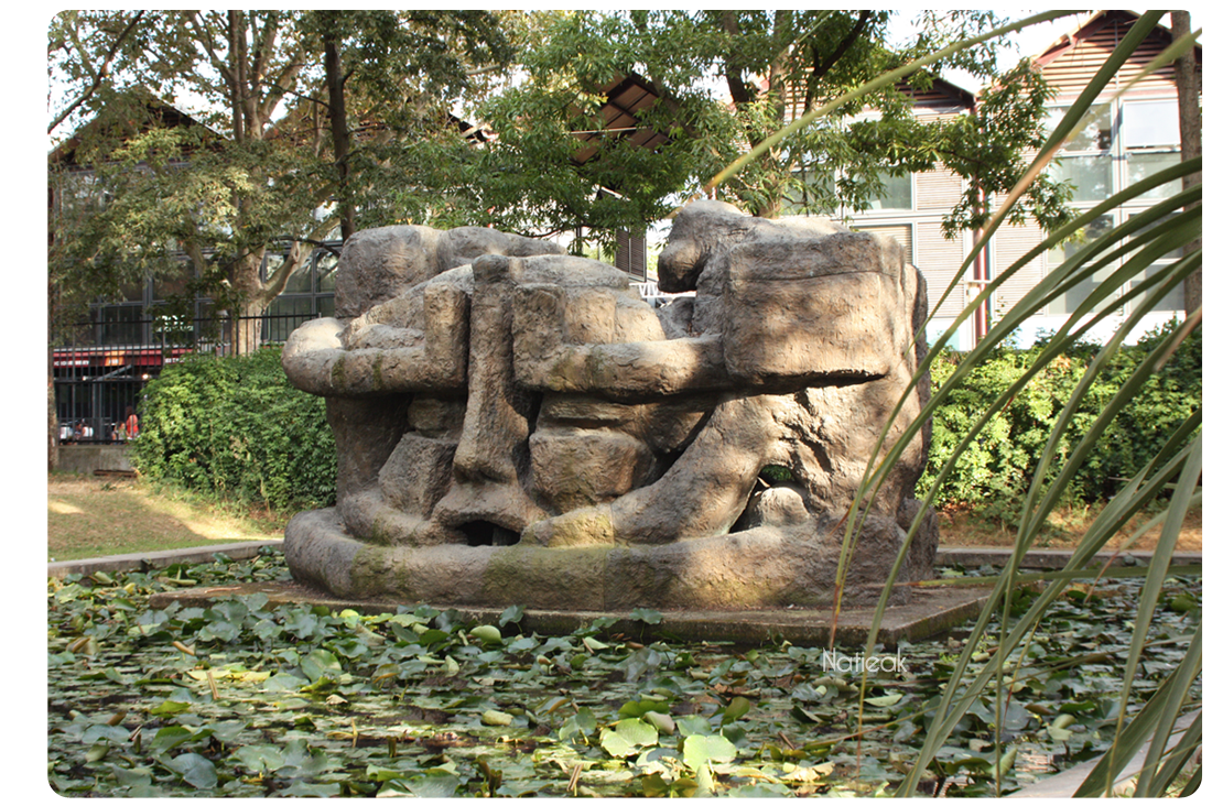 Demeure 10 d'Etienne Martin Parc Bercy Jardin Yitzhak Rabin