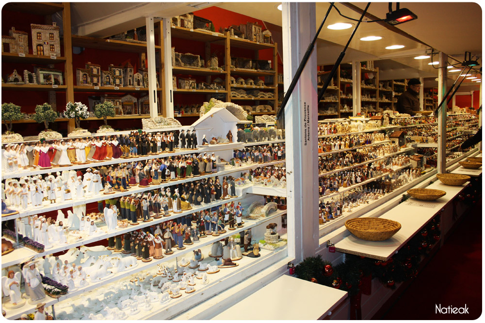 Les Santons de Noël au marché de Noël de la Défense