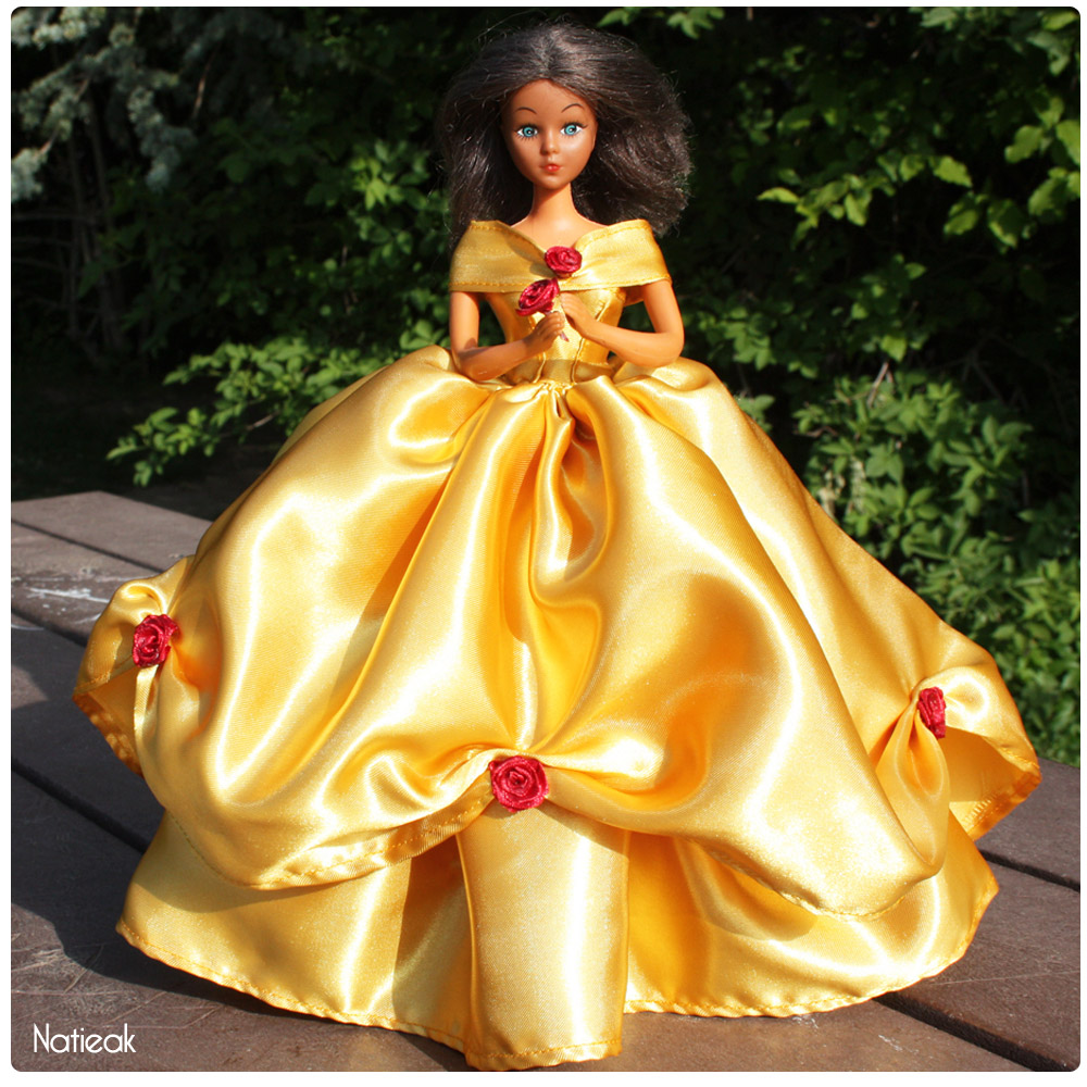 Dolls Robe La Belle et la Bête