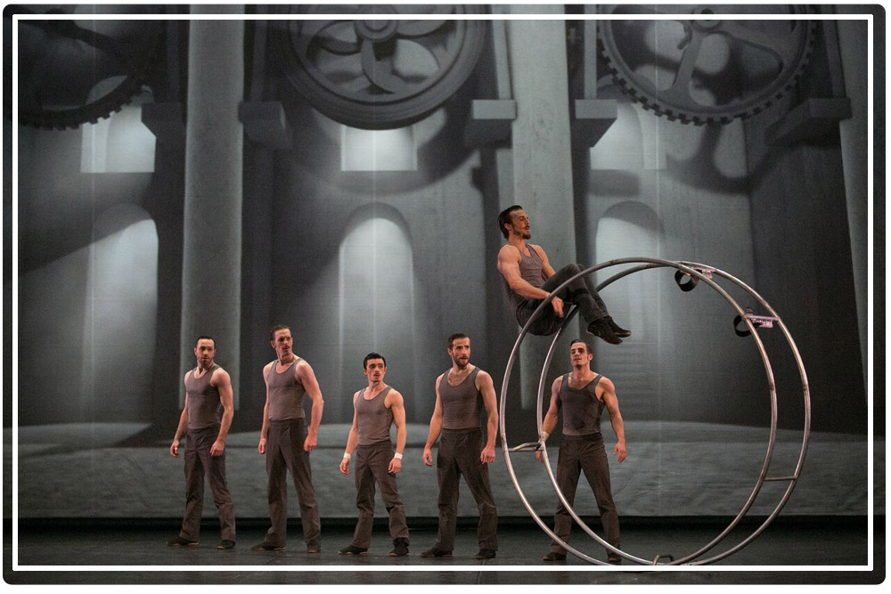 spectacle cirque contemporain