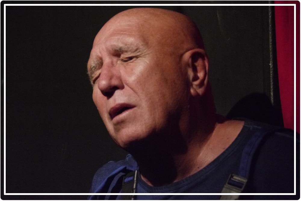 Le Défunt La croisée des chemins