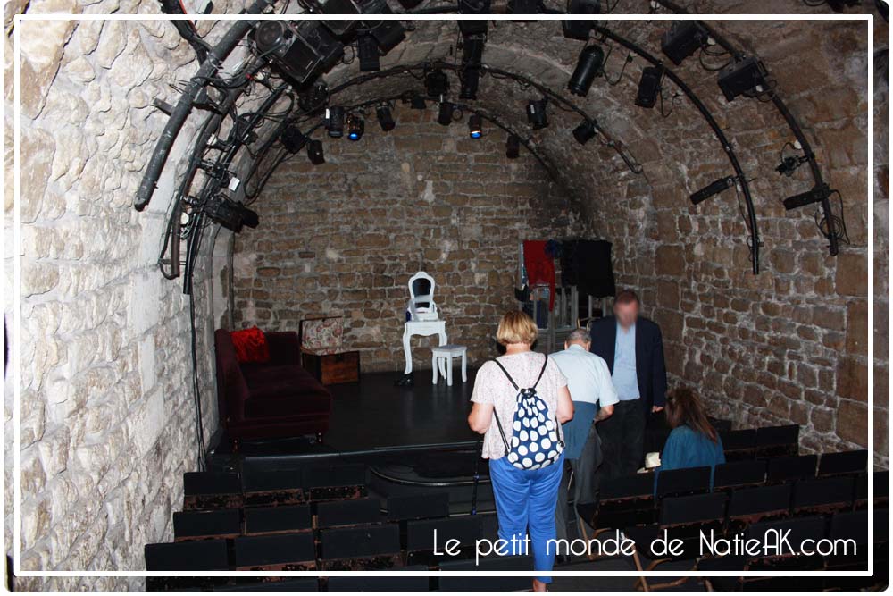 Petite salle Descente aux enfers Théâtre Nesle Paris