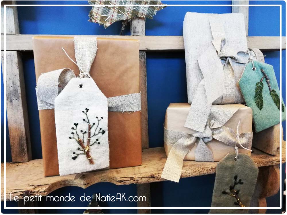 étiquette brodée pour décorer les cadeaux de Noël