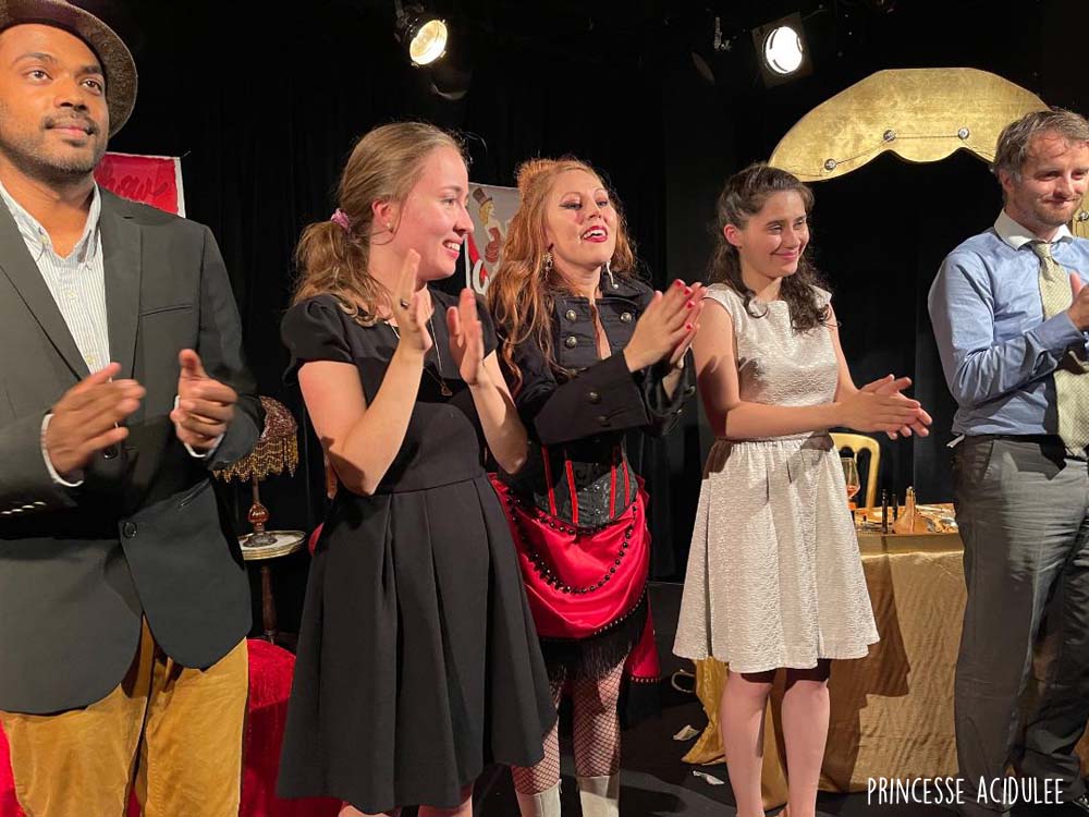 compagnie Attrapes Chances L'amour est la goire