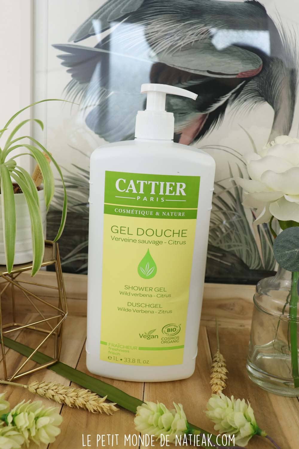 Soins Bio gel douche frais pour l'été Cattier