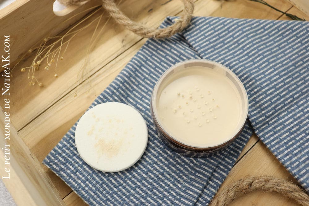 Où se met la poudre libre ?