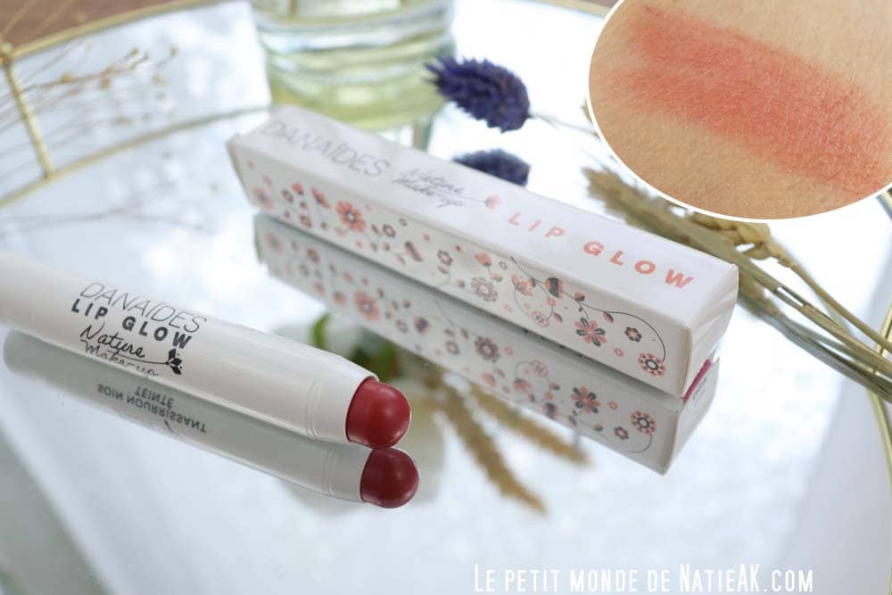 Lip glow pour apporter de la brillance et une couleur rose tendre aux lèvres