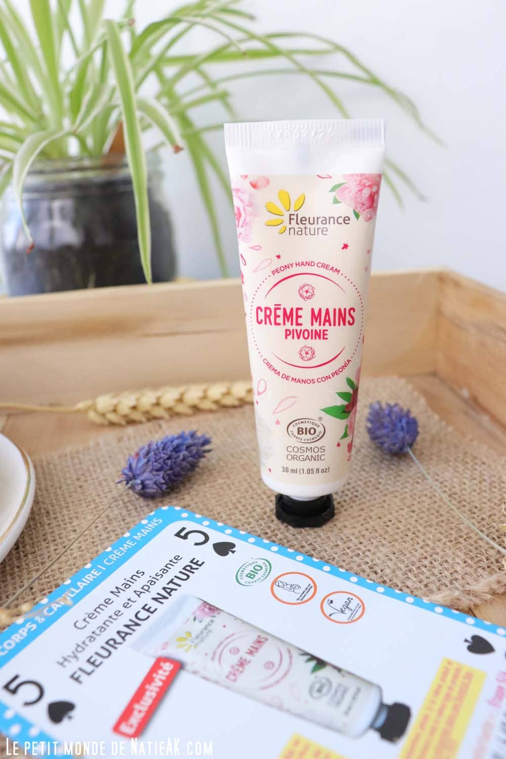 Biotyfull Box Novembre 2024 crème mains Fleurance nature Bio