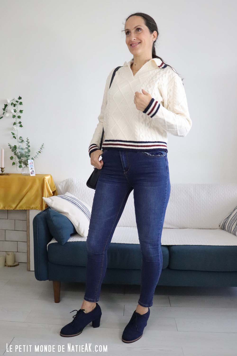 pull écru texturé à col V : douceur et élégance pour l’automne