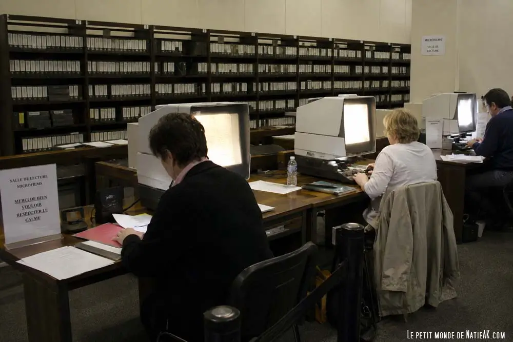 salle de lecture aux archives départementales